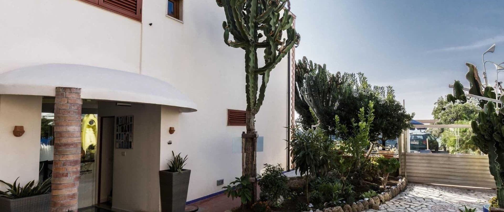 Beach Hotel 14Leoni B&B Salerno Bagian luar foto